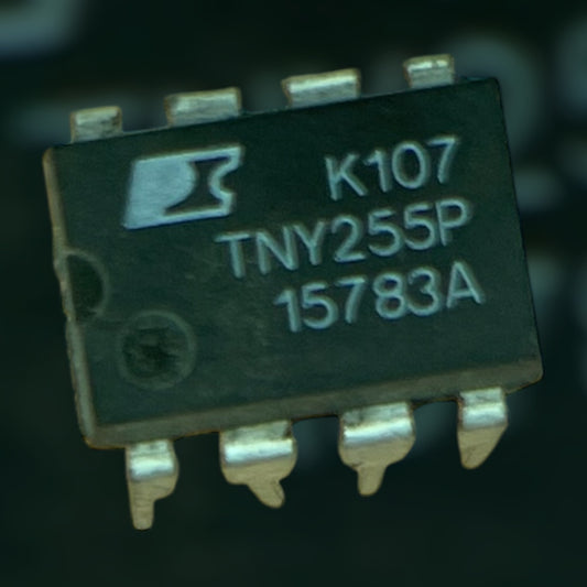 TNY255P TinySwitch intégré