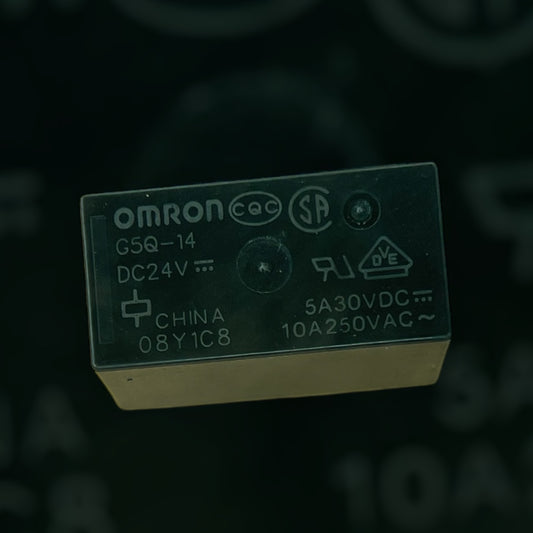 G5Q-14 RELAIS OMRON 24V 5 PATTES